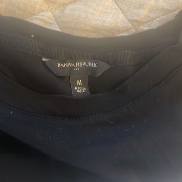 3 Banana Republic Factory T-Shirts. Medium.  White Grey and Black. - Picture 2 of 3